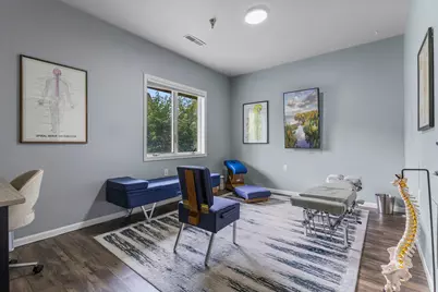 2103 County Road D E #A, Maplewood, MN 55109 - Photo 5