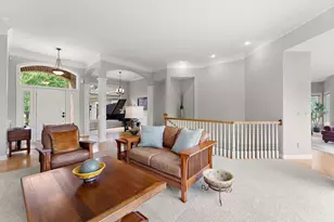 8072 Enclave Cir, Woodbury, MN 55125 - Photo 17
