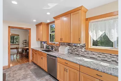 5103 Douglas Drive N, Crystal, MN 55429 - Photo 9