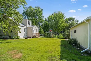 5103 Douglas Dr N, Crystal, MN 55429 - Photo 31