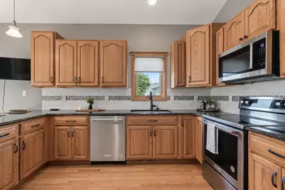 109 Cougar Drive, Mankato, MN 56001 - Photo 15