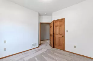 109 Cougar Dr, Mankato, MN 56001 - Photo 31