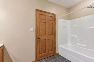 109 Cougar Dr, Mankato, MN 56001 - Photo 45