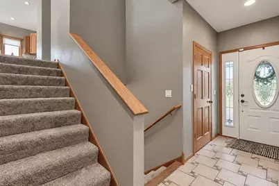 109 Cougar Drive, Mankato, MN 56001 - Photo 7