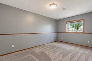 109 Cougar Dr, Mankato, MN 56001 - Photo 41
