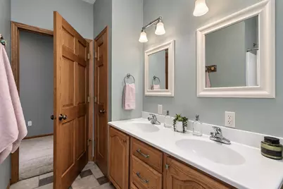 109 Cougar Drive, Mankato, MN 56001 - Photo 33