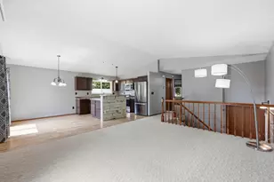 2523 33rd Ave S, Moorhead, MN 56560 - Photo 3