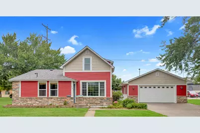 616 N Pierce Avenue, New Richmond, WI 54017 - Photo 1