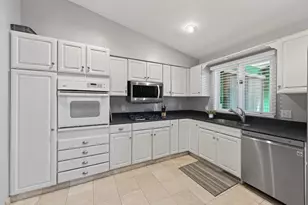 2144 Valley View Pl, Saint Paul, MN 55119 - Photo 17