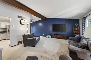 2144 Valley View Pl, Saint Paul, MN 55119 - Photo 9