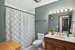 2144 Valley View Pl, Saint Paul, MN 55119 - Photo 25