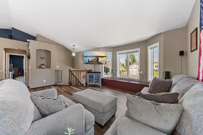 895 Lee Street NE, Owatonna, MN 55060 - Photo 5