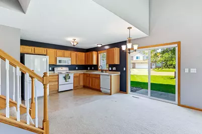 17521 Gillette Way #11081, Lakeville, MN 55044 - Photo 7