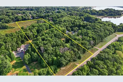8055 Fawn Lake Drive NE, Linwood Township, MN 55079 - Photo 3