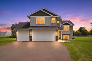 1121 Eulaine Cir, Hammond, WI 54015 - Photo 35