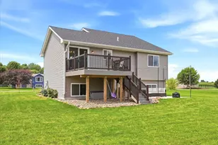 1121 Eulaine Cir, Hammond, WI 54015 - Photo 25