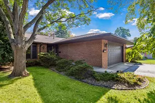340 Inland Ln N, Plymouth, MN 55447 - Photo 1