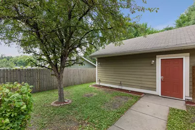 611 Whitall Street, Saint Paul, MN 55130 - Photo 31