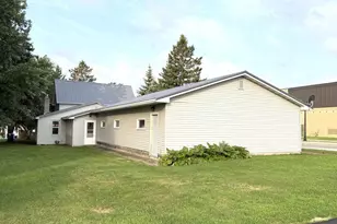 101 E Birch Ave, Frazee, MN 56544 - Photo 5