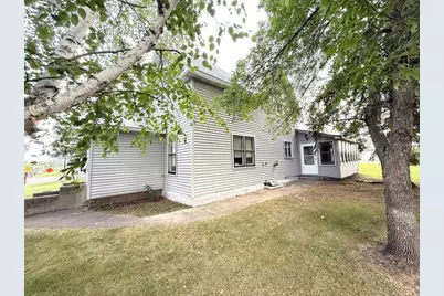 101 E Birch Avenue, Frazee, MN 56544 - Photo 11