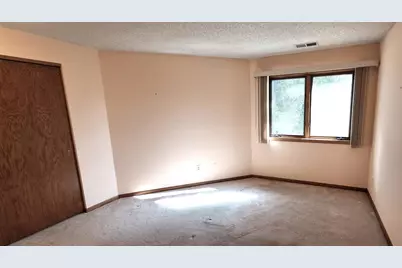 4035 Victoria Street N #219, Shoreview, MN 55126 - Photo 11