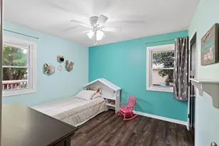 8817 Oakland Ave S, Bloomington, MN 55420 - Photo 11