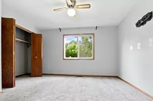 630 Hall Ln, Minneapolis, MN 55411 - Photo 9