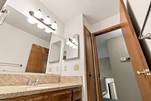 630 Hall Ln, Minneapolis, MN 55411 - Photo 13
