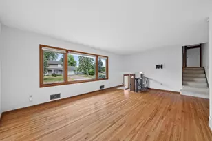 8616 34th Ave N, New Hope, MN 55427 - Photo 9
