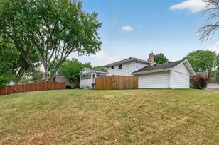 8616 34th Ave N, New Hope, MN 55427 - Photo 31