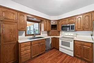 8616 34th Ave N, New Hope, MN 55427 - Photo 13