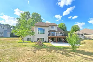4625 Edinbrook Terrace, Brooklyn Park, MN 55443 - Photo 3