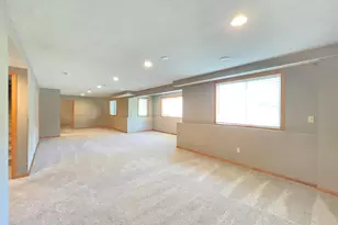 4625 Edinbrook Terrace, Brooklyn Park, MN 55443 - Photo 29