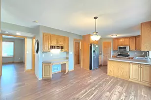 4625 Edinbrook Terrace, Brooklyn Park, MN 55443 - Photo 17