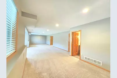 4625 Edinbrook Terrace, Brooklyn Park, MN 55443 - Photo 31