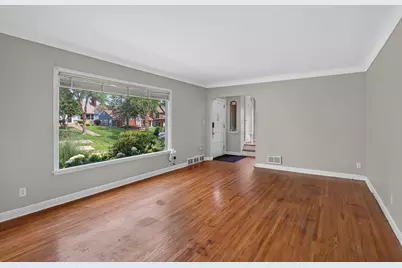 760 Nebraska Avenue E, Saint Paul, MN 55106 - Photo 9