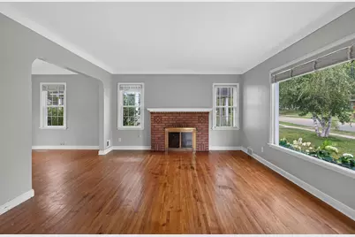 760 Nebraska Avenue E, Saint Paul, MN 55106 - Photo 7