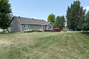 1949 51st Ave N, Moorhead, MN 56560 - Photo 9