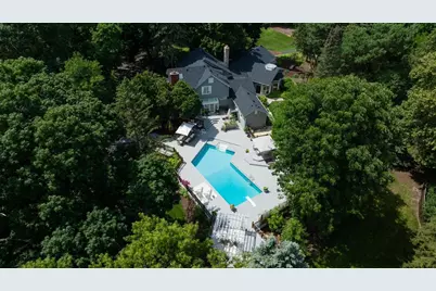 3865 Hillcrest Road, Deephaven, MN 55391 - Photo 1