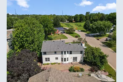 8020 Hidden Court, Chanhassen, MN 55317 - Photo 25