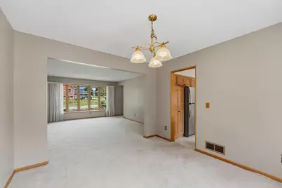 8020 Hidden Court, Chanhassen, MN 55317 - Photo 5