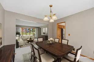 8020 Hidden Ct, Chanhassen, MN 55317 - Photo 5