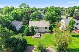 9044 Sequoia Rd, Woodbury, MN 55125 - Photo 61
