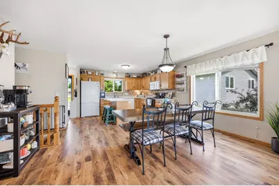 740 Texas Avenue NW, Hutchinson, MN 55350 - Photo 5