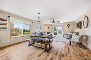740 Texas Ave NW, Hutchinson, MN 55350 - Photo 9
