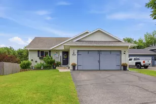 740 Texas Ave NW, Hutchinson, MN 55350 - Photo 27