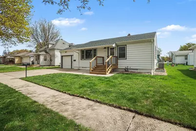 808 N Oakley Street, Luverne, MN 56156 - Photo 3