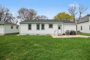 808 N Oakley St, Luverne, MN 56156 - Photo 25