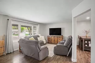 808 N Oakley St, Luverne, MN 56156 - Photo 5