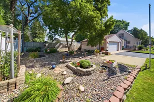 1253 8th Ave SE, Rochester, MN 55904 - Photo 5